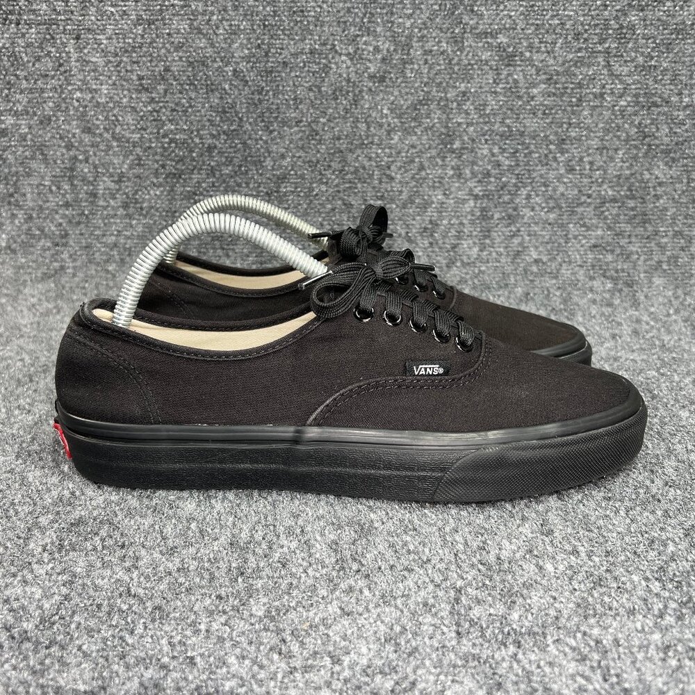 Vans Authentic Shoes Men's Size 9.5 Black Canvas Low Lace Athletic Skate Sneaker